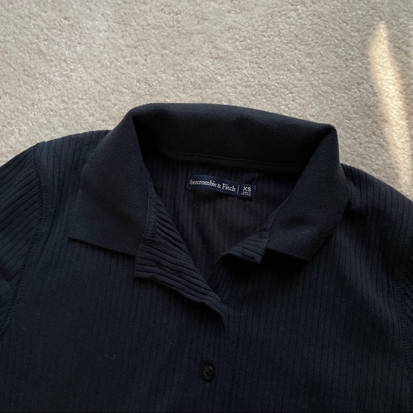 Abercrombie & Fitch black polo, ribbed tee (Size XS) - Picture 3 of 3